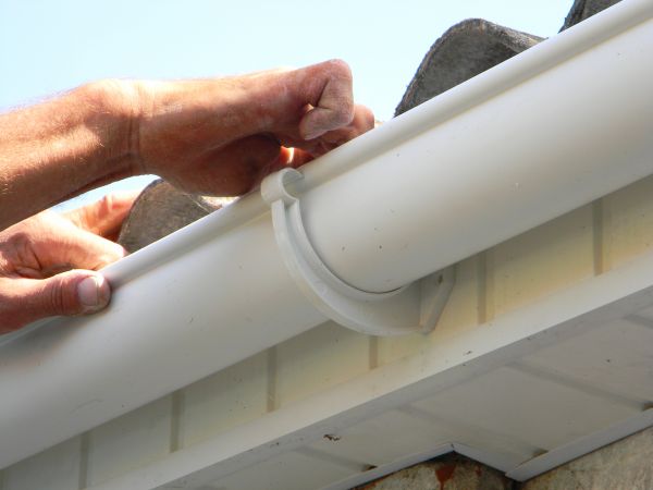 Cost of Plastic Gutter Repair in Columbus